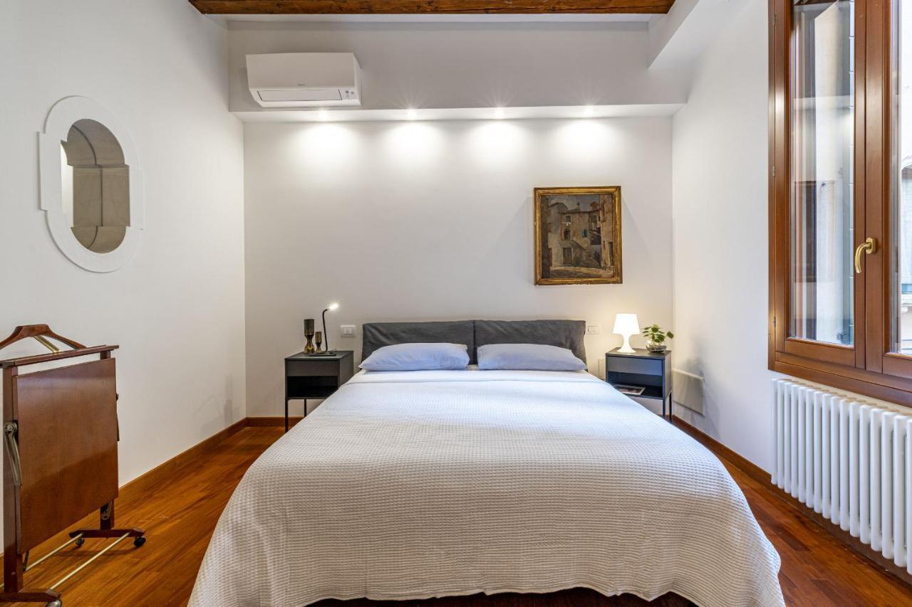 Ca' Della Commedia - San Marco By Wonderful Italy Apartment Венеция Екстериор снимка
