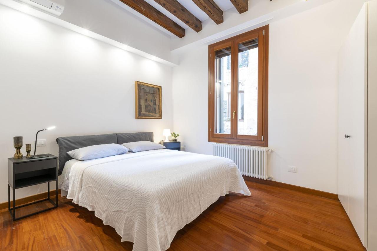 Ca' Della Commedia - San Marco By Wonderful Italy Apartment Венеция Екстериор снимка